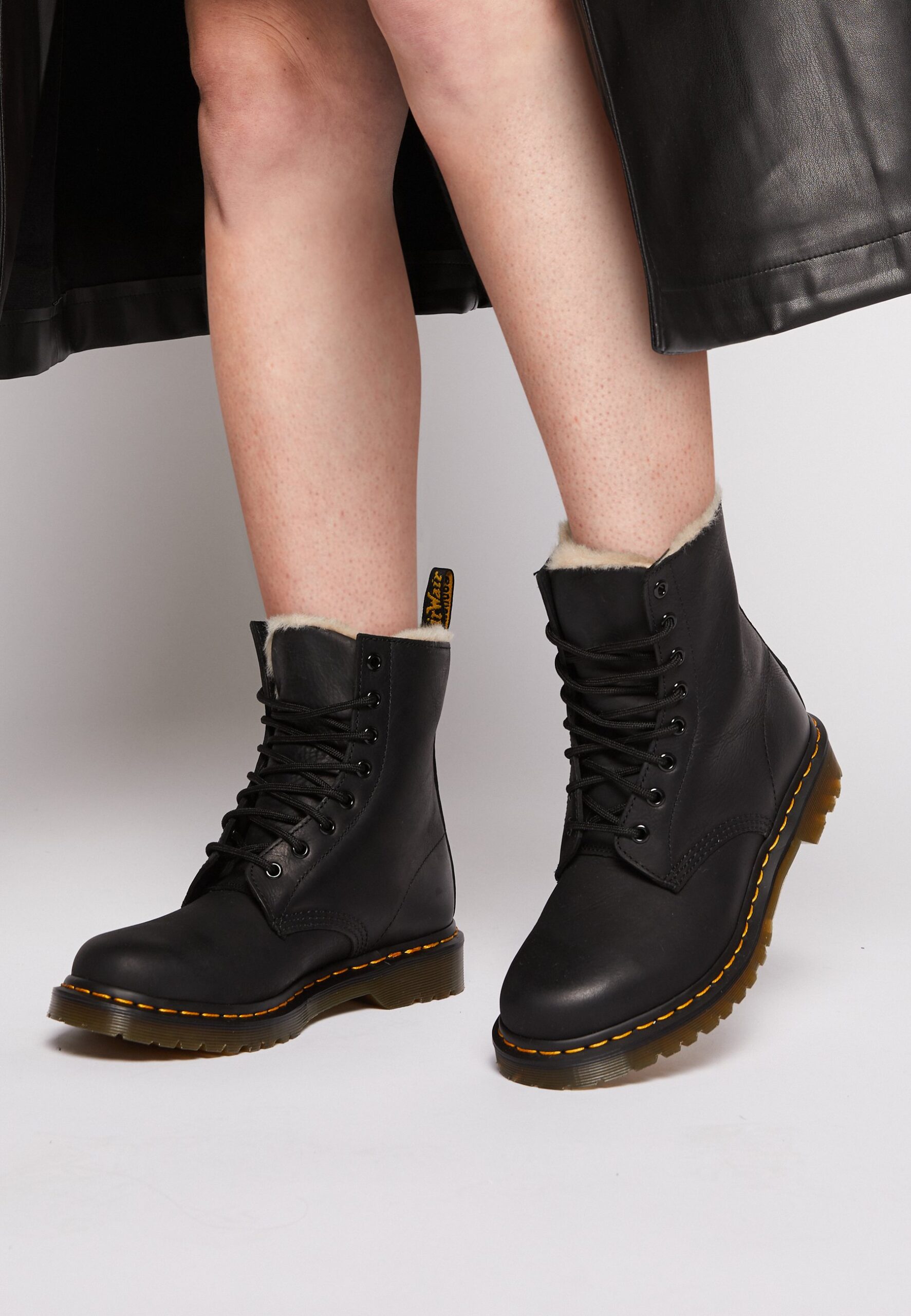 dr-martens-donna-130kah-1.jpg