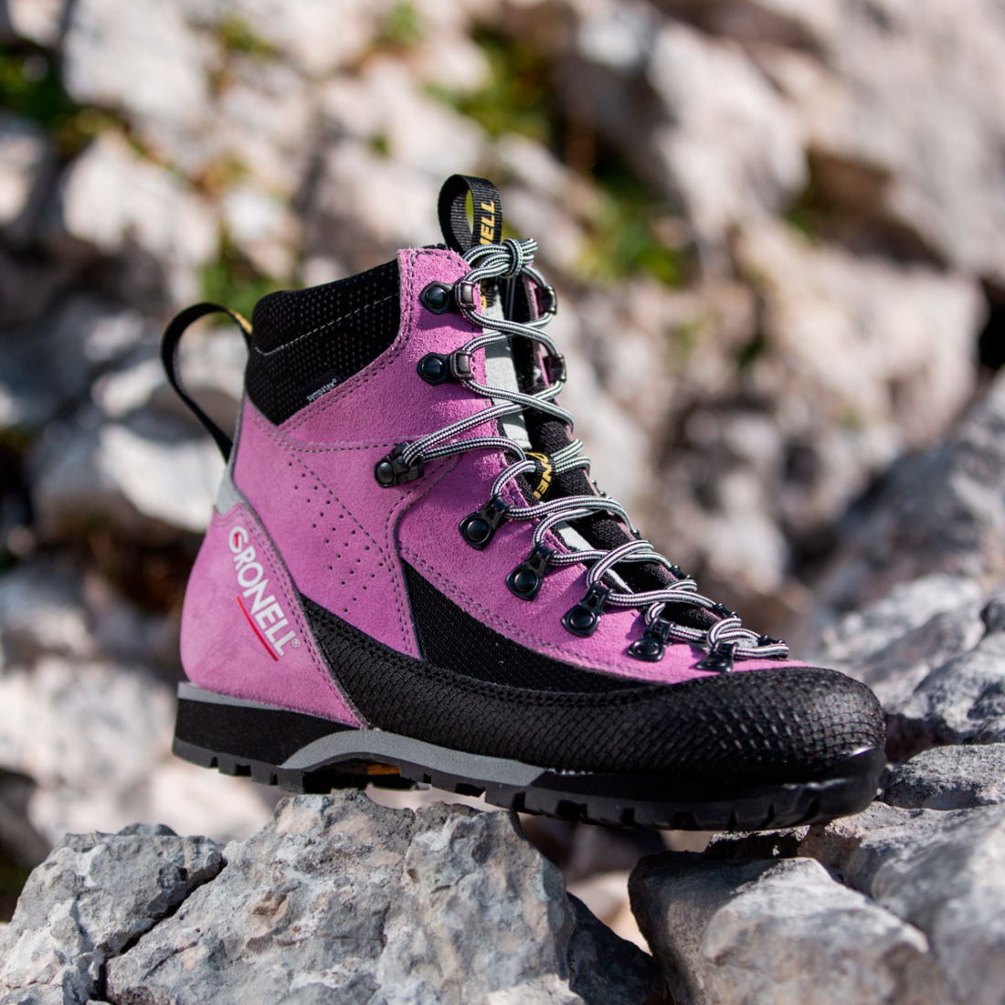 scarpe-da-trekking-570mql-1.jpg
